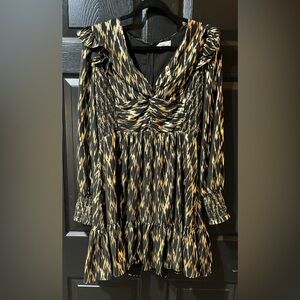 A Loves A Metallic Gold And Black Party Dress